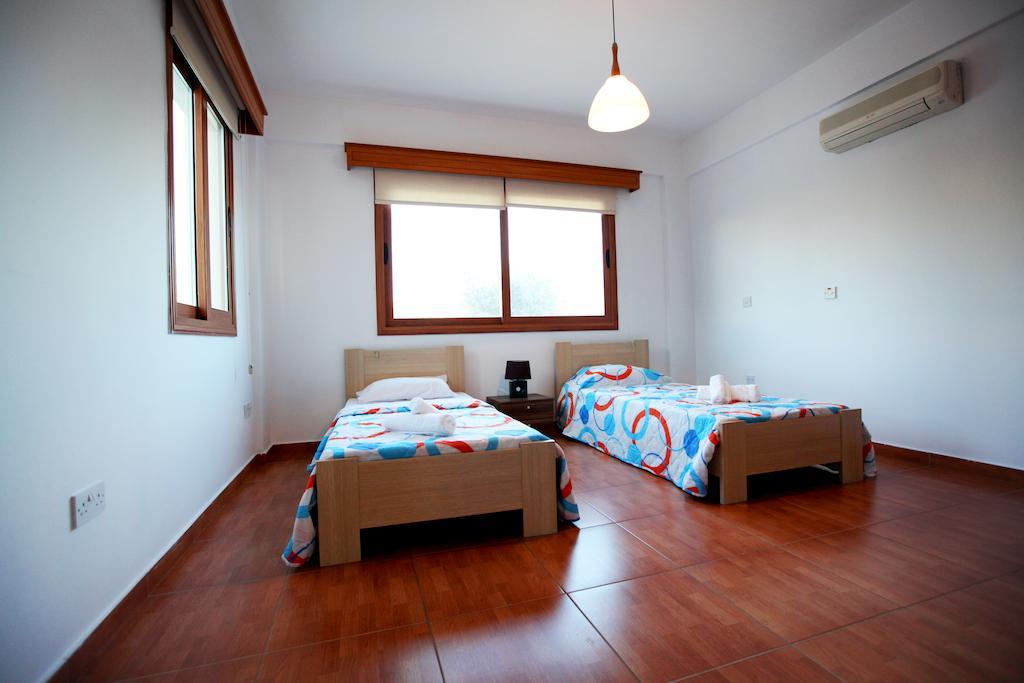 Villa Elina Paphos Zimmer foto