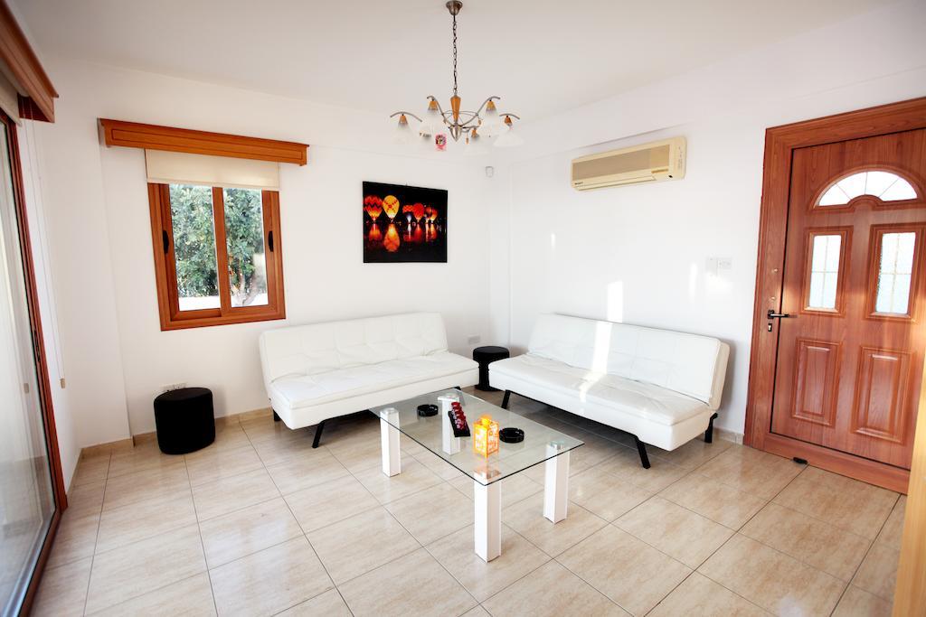 Villa Elina Paphos Zimmer foto